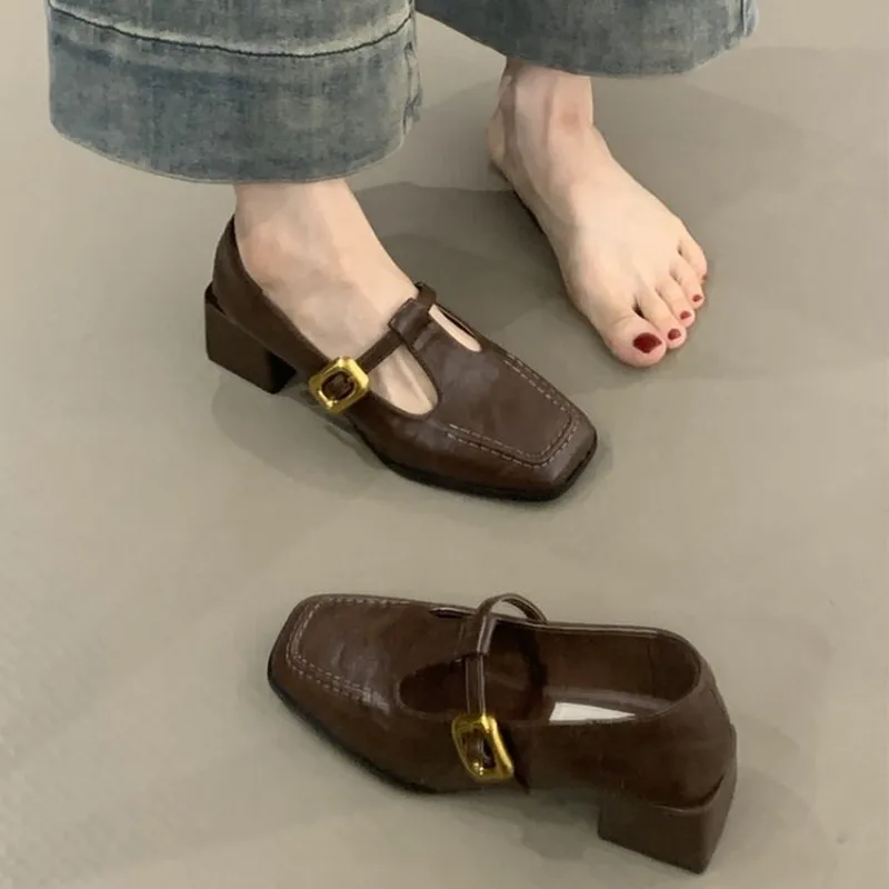 Womens Heels - Sapatos Mary Jane femininos com bico
